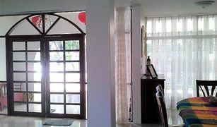 6 Bedrooms Villa for sale in Khlong Tan Nuea, Bangkok 