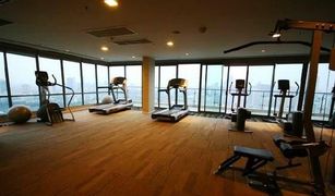 3 Bedrooms Condo for sale in Khlong Toei, Bangkok The Lakes