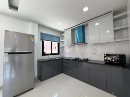 4 Schlafzimmer Haus zu vermieten in Huai Yai, Pattaya, Huai Yai