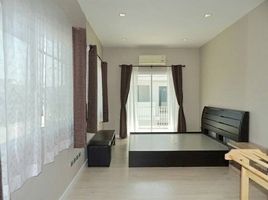 3 Bedroom House for rent at Perfect Place Wongwaen-Ramkhamhaeng, Khlong Song Ton Nun