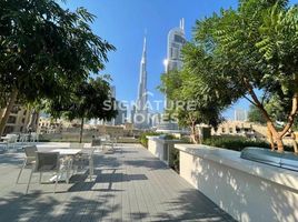 1 बेडरूम अपार्टमेंट for sale at Burj Royale, Burj Khalifa Area