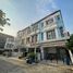 3 Bedroom Townhouse for sale at Baan Klang Muang British Town Srinakarin, Bang Kaeo