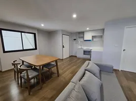 2 Schlafzimmer Wohnung zu verkaufen im Baan Yuppayong, Hua Mak, Bang Kapi