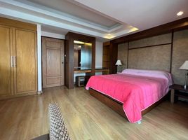 3 спален Квартира в аренду в Sawit Suites, Khlong Tan Nuea
