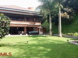 4 Bedroom House for sale in El Tesoro Parque Comercial, Medellin, Retiro
