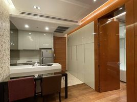 1 Schlafzimmer Wohnung zu vermieten im The Address Sukhumvit 28, Khlong Tan