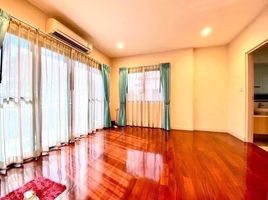 4 Schlafzimmer Villa zu verkaufen im Grand Bangkok Boulevard Ratchapruek – Rattanathibet, Bang Rak Noi