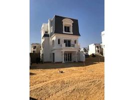 4 Bedroom Villa for sale at Mountain View Chill Out Park, Northern Expansions, 6 October City, Giza