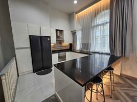 บ้านเดี่ยว 5 ห้องนอน ให้เช่า ในโครงการ บ้านกลางกรุง พระราม 3, ช่องนนทรี, ยานนาวา, กรุงเทพมหานคร