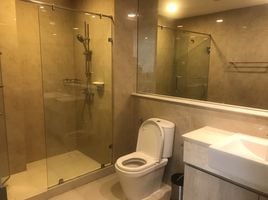 2 спален Квартира в аренду в RQ Residence, Khlong Tan Nuea