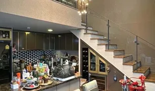 3 Bedrooms Condo for sale in Thung Mahamek, Bangkok Maestro 01 Sathorn-Yenakat
