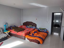 2 Bedroom Townhouse for sale at MeHome , Tha Tum, Si Maha Phot