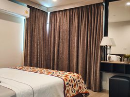 1 Schlafzimmer Appartement zu vermieten im Sathorn Gardens, Thung Mahamek