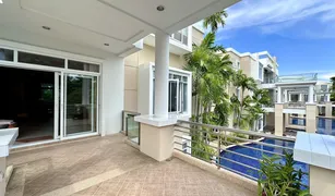 2 Bedrooms Condo for sale in Cha-Am, Phetchaburi Blue Lagoon