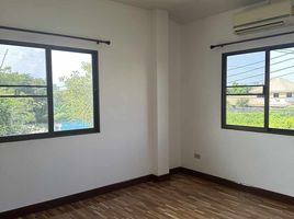 5 Bedroom House for rent at Chiang Mai Garden Land , San Sai Noi