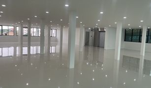 N/A Office for sale in Phlapphla, Bangkok 