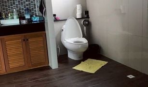 Торговые площади, 40 спальни на продажу в Pom Prap, Бангкок 