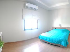 2 Schlafzimmer Haus zu verkaufen in Mueang Nakhon Ratchasima, Nakhon Ratchasima, Nong Chabok, Mueang Nakhon Ratchasima
