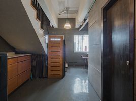 118 кв.м. Office for rent in Таиланд, Khlong Tan Nuea, Щаттхана, Бангкок, Таиланд
