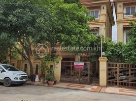 4 Bedroom Villa for sale in Saensokh, Phnom Penh, Tuek Thla, Saensokh
