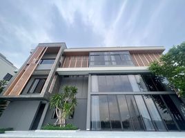 5 Schlafzimmer Haus zu verkaufen im Lake Legend Bangna - Suvarnabhumi, Racha Thewa