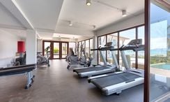 Фото 2 of the Fitnessstudio at The Bay Condominium