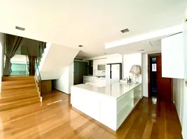 3 Bedroom Apartment for sale at Ficus Lane, Phra Khanong