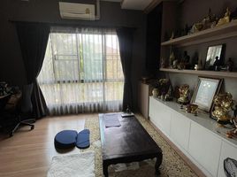 4 Schlafzimmer Villa zu vermieten im The Palm Pattanakarn, Suan Luang, Suan Luang