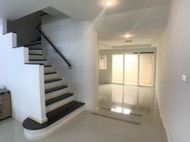 3 Bedroom Townhouse for sale at Supalai Suan Luang, Prawet