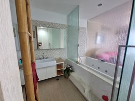 3 Schlafzimmer Appartement zu vermieten im Northpoint , Na Kluea, Pattaya