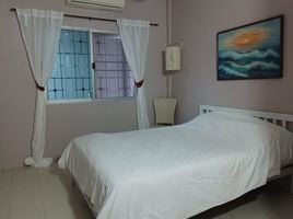 2 Schlafzimmer Reihenhaus zu verkaufen im Chokchai Garden Home 1, Nong Prue, Pattaya, Chon Buri, Thailand