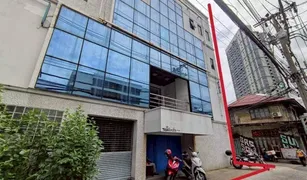 Офис, 1 спальня на продажу в Khlong Toei, Бангкок 
