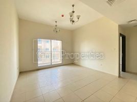 1 Bedroom Apartment for sale at Mazaya 18, Queue Point, Dubai Land