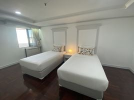 3 Schlafzimmer Appartement zu vermieten im Sethiwan Mansion , Khlong Tan Nuea