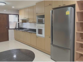 3 Bedroom Apartment for rent at G.P. Grande Tower, Khlong Toei Nuea, Watthana