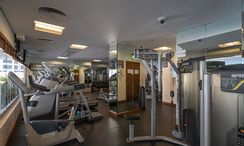 Photo 2 of the Communal Gym at 8 Boulevard Walk