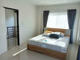 3 Schlafzimmer Villa zu vermieten im Supalai Bella Thalang Phuket, Thep Krasattri