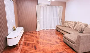 2 Bedrooms Condo for sale in Bang Chalong, Samut Prakan Nouvelle Condominium