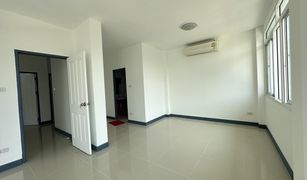 4 Bedrooms House for sale in Bang Pla, Samut Prakan Kittinakorn Green Ville