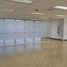 197.86 m² Office for rent at Thanapoom Tower, Makkasan