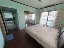 2 Schlafzimmer Penthouse zu vermieten im Baan Suanthon Rattanathibet, Bang Kraso, Mueang Nonthaburi