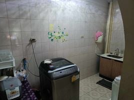 2 Schlafzimmer Reihenhaus zu verkaufen im Fuengfa Villa 11 Phase 9, Phraeksa, Mueang Samut Prakan