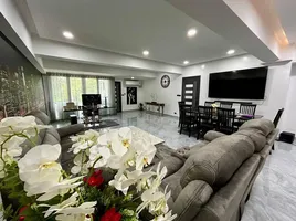 3 Schlafzimmer Wohnung zu verkaufen im Ruamchok Condo View 2, Nong Prue, Pattaya