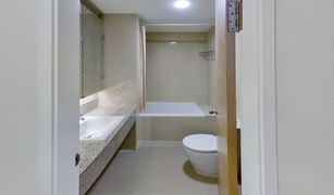 2 Bedrooms Condo for sale in Khlong Tan Nuea, Bangkok Baan Suanpetch