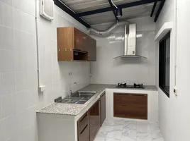 3 Bedroom Townhouse for sale at Unio Town Phetkasem 110, Nong Khang Phlu