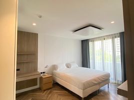 2 Schlafzimmer Wohnung zu vermieten im The Pentacles, Khlong Tan Nuea