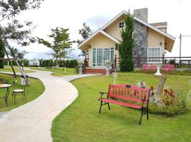 25 Schlafzimmer Hotel / Resort zu vermieten in Nong Mae Na, Khao Kho, Nong Mae Na