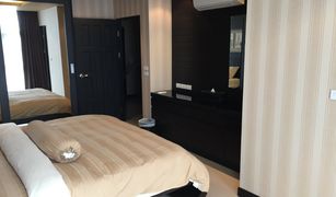 2 Bedrooms Condo for sale in Chang Khlan, Chiang Mai Twin Peaks