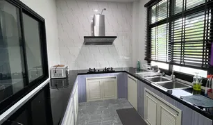 4 Bedrooms House for sale in Pa Daet, Chiang Mai 