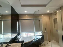 3 Bedroom Condo for rent at Royal Residence Park, Lumphini